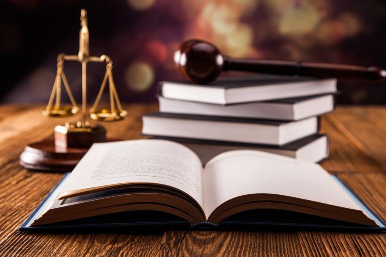 LOS ASPECTOS TEMPORALES DE LAS LEYES FISCALES