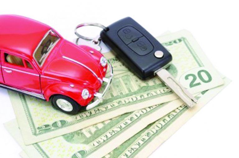 DEDUCCIÓN DE GASTOS DE AUTOMÓVILES PROPIEDAD DE LOS EMPLEADOS