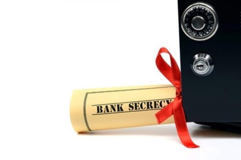 INFORMATIVAS DE LOS BANCOS SOBRE LOS DEPÓSITOS EN EFECTIVO VIOLAN EL SECRETO BANCARIO
