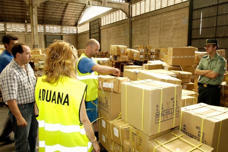 El ABANDONO DE MERCANCÍAS EN FAVOR DEL FISCO FEDERAL